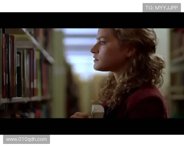 凯莉·欧沃顿：行走时代的先锋，艺术与商业的璀璨交响